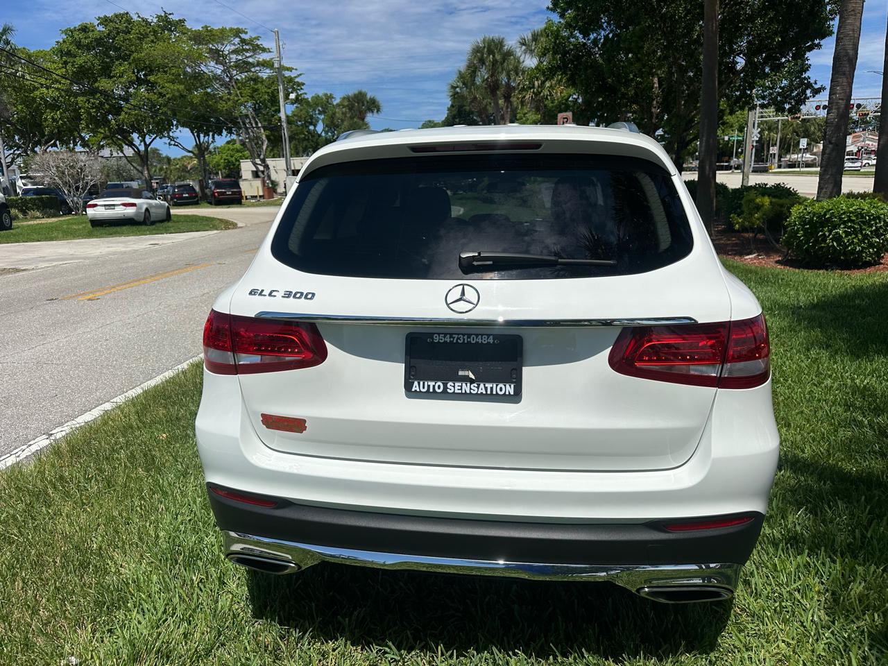 Mercedes-Benz GLC-Class GLC300 2019