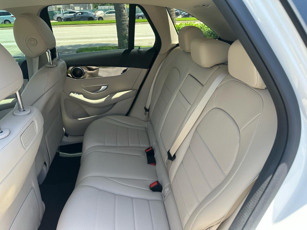 Mercedes-Benz GLC-Class GLC300 2019