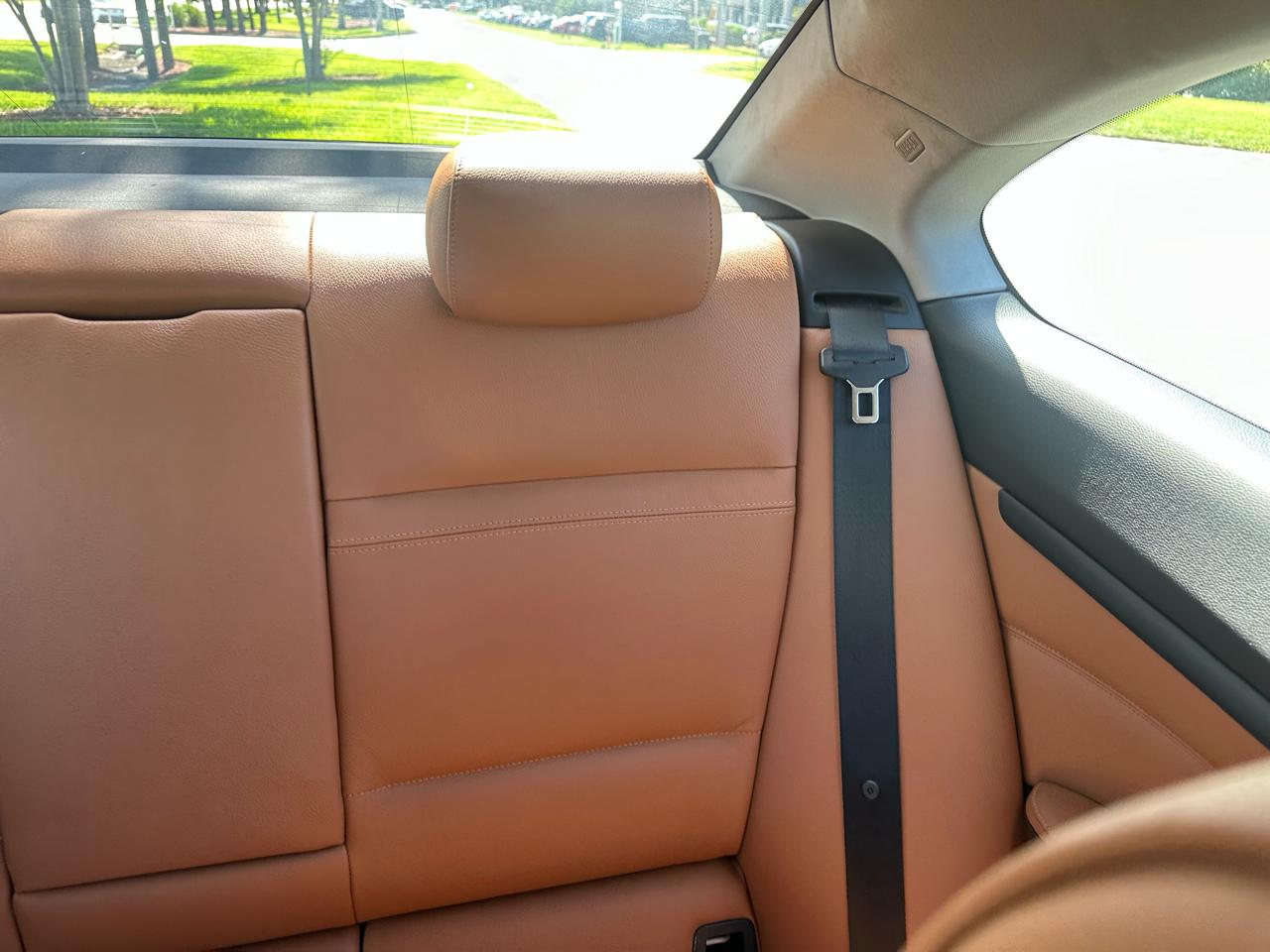 BMW 3-Series 328i Coupe - SULEV 2010