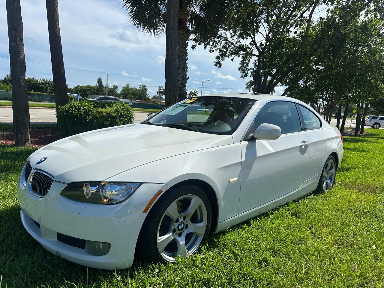 BMW 3-Series 328i Coupe - SULEV 2010