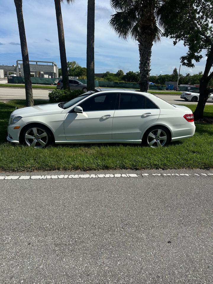 Mercedes-Benz E-Class E350 Sedan 2010