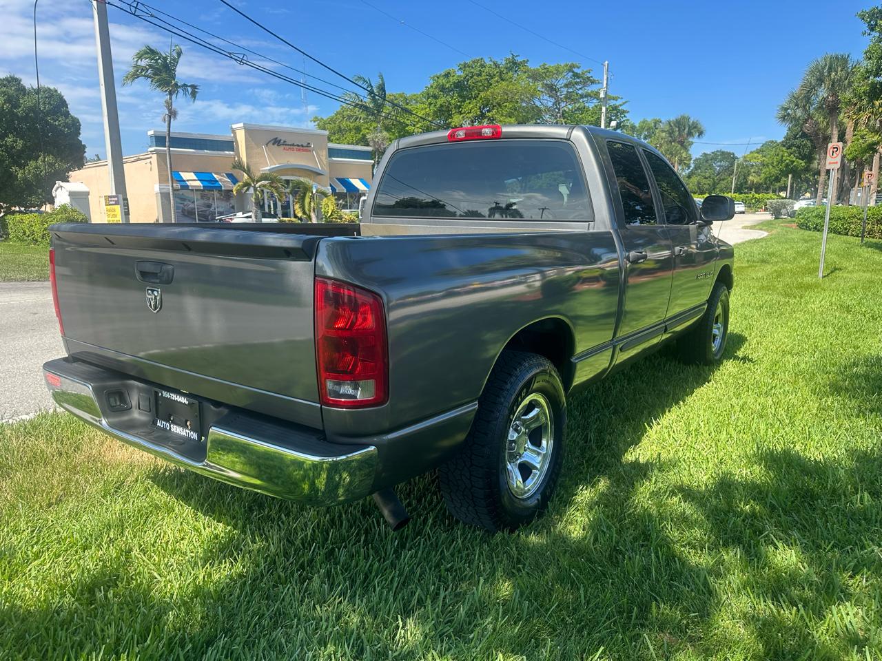Dodge Ram 1500 ST Quad Cab Long Bed 2WD 2006