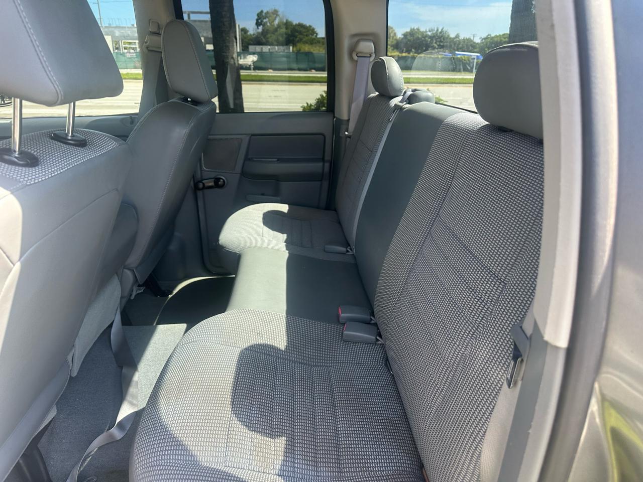Dodge Ram 1500 ST Quad Cab Long Bed 2WD 2006