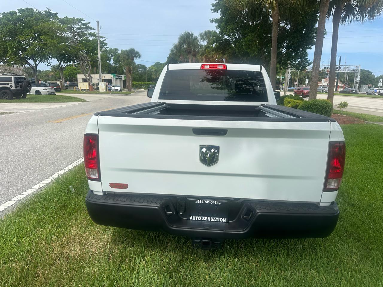 RAM 1500 2WD Crew Cab 140.5" Tradesman 2013