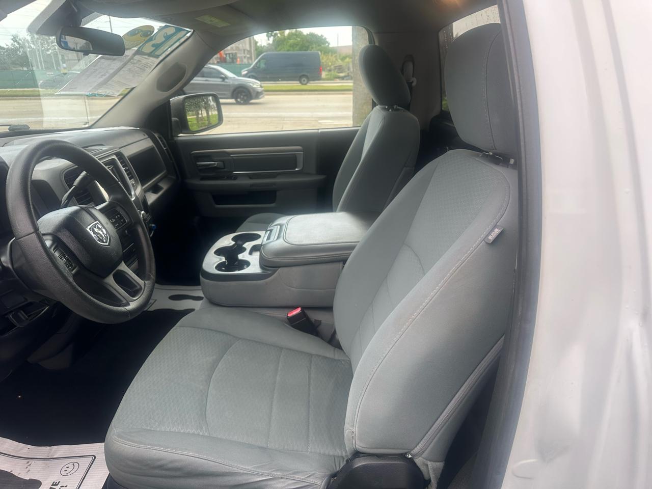 RAM 1500 2WD Crew Cab 140.5" Tradesman 2013
