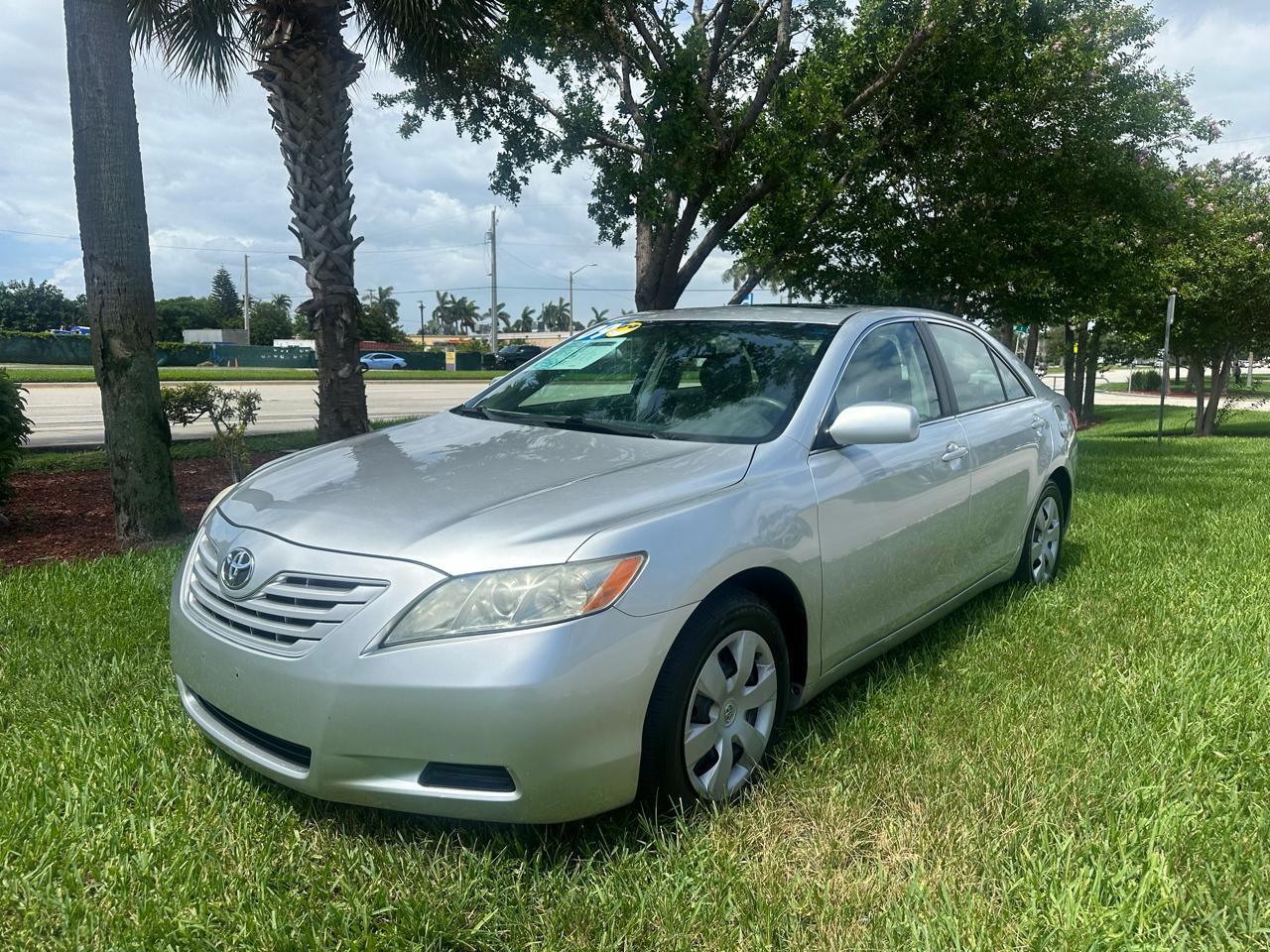 Toyota Camry XLE 5-Spd AT 2009