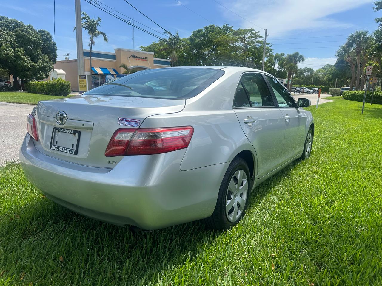 Toyota Camry XLE 5-Spd AT 2009