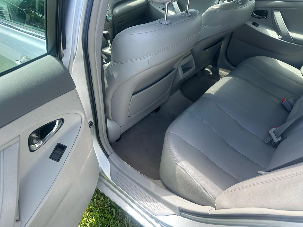 Toyota Camry XLE 5-Spd AT 2009