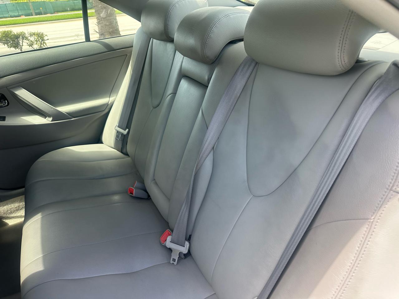 Toyota Camry XLE 5-Spd AT 2009