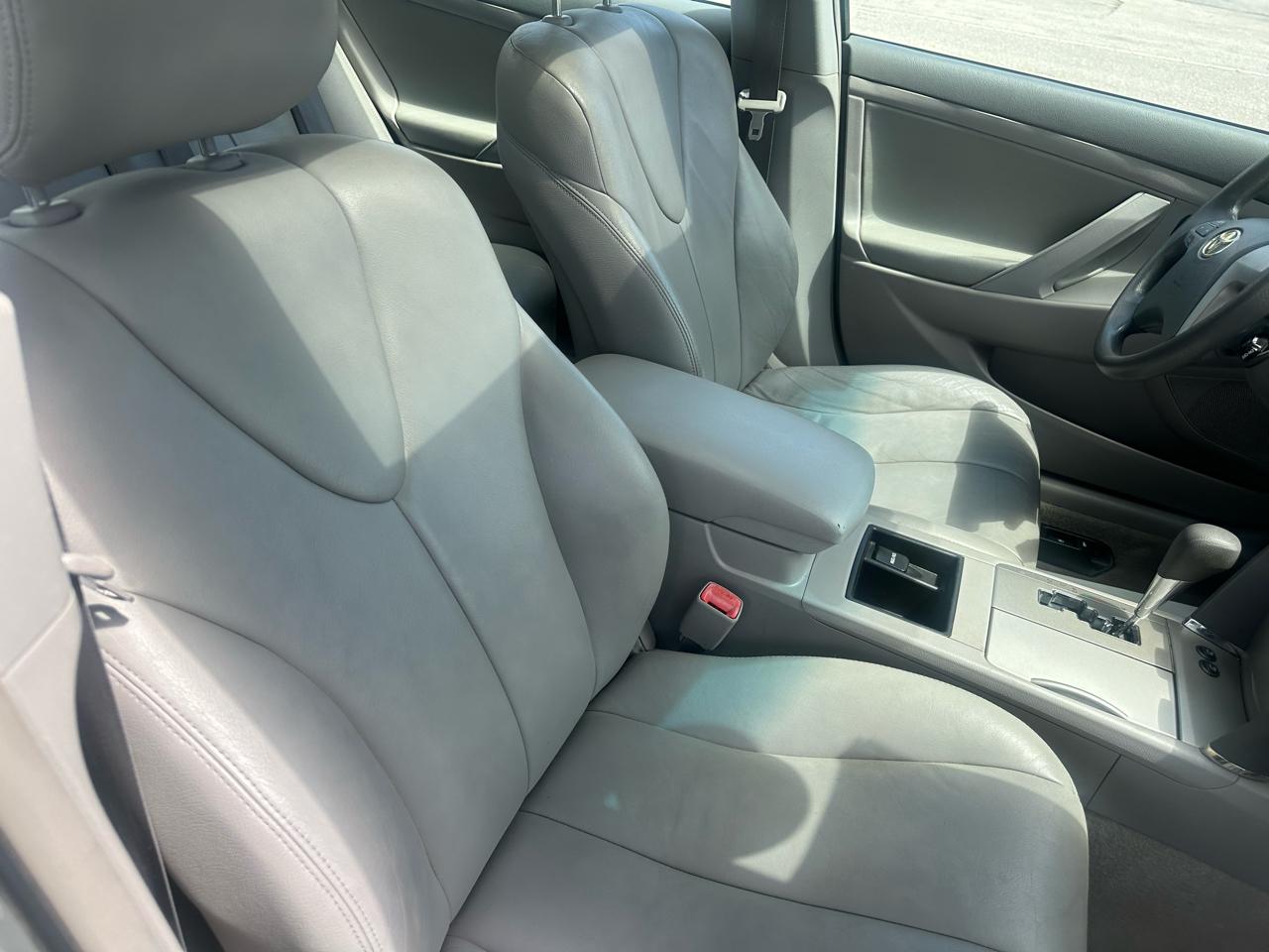 Toyota Camry XLE 5-Spd AT 2009