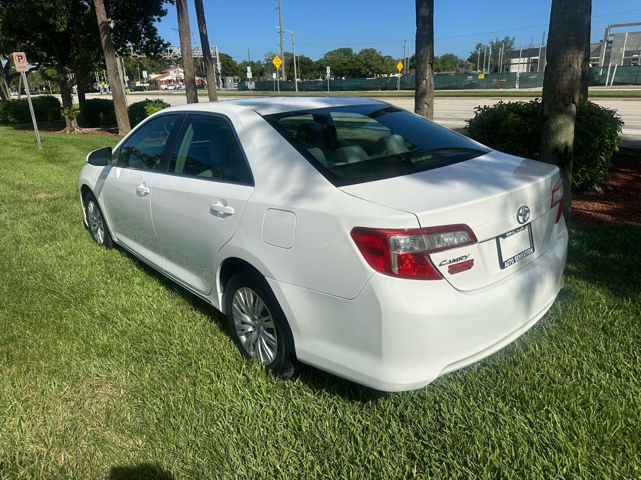 Toyota Camry XLE 2013