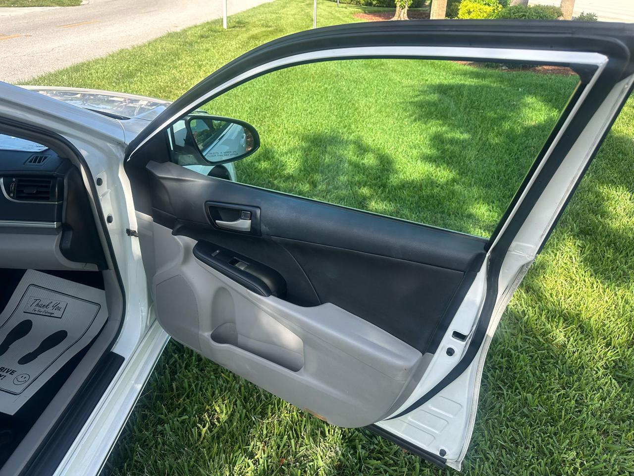 Toyota Camry XLE 2013