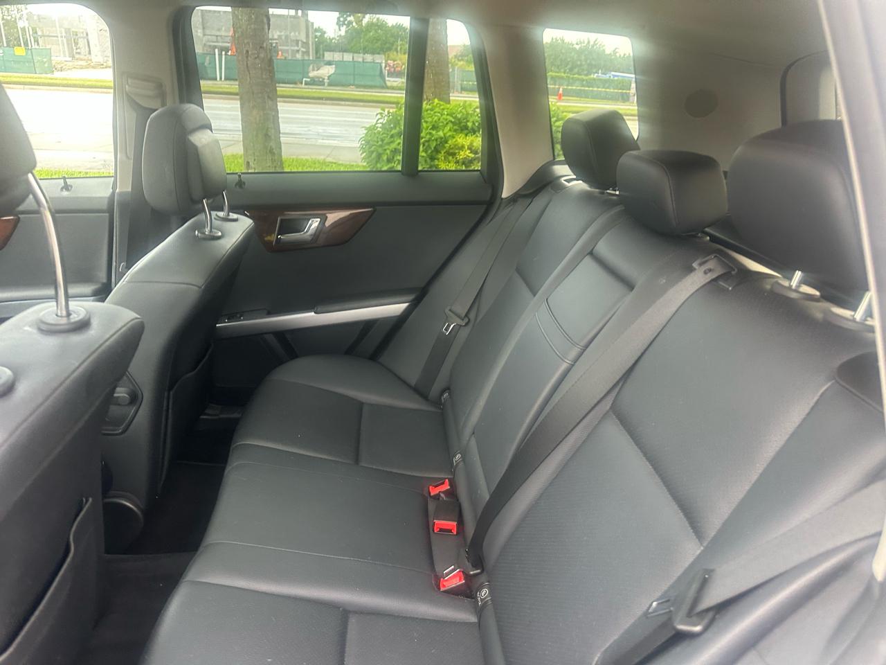Mercedes-Benz GLK-Class GLK350 4MATIC 2011