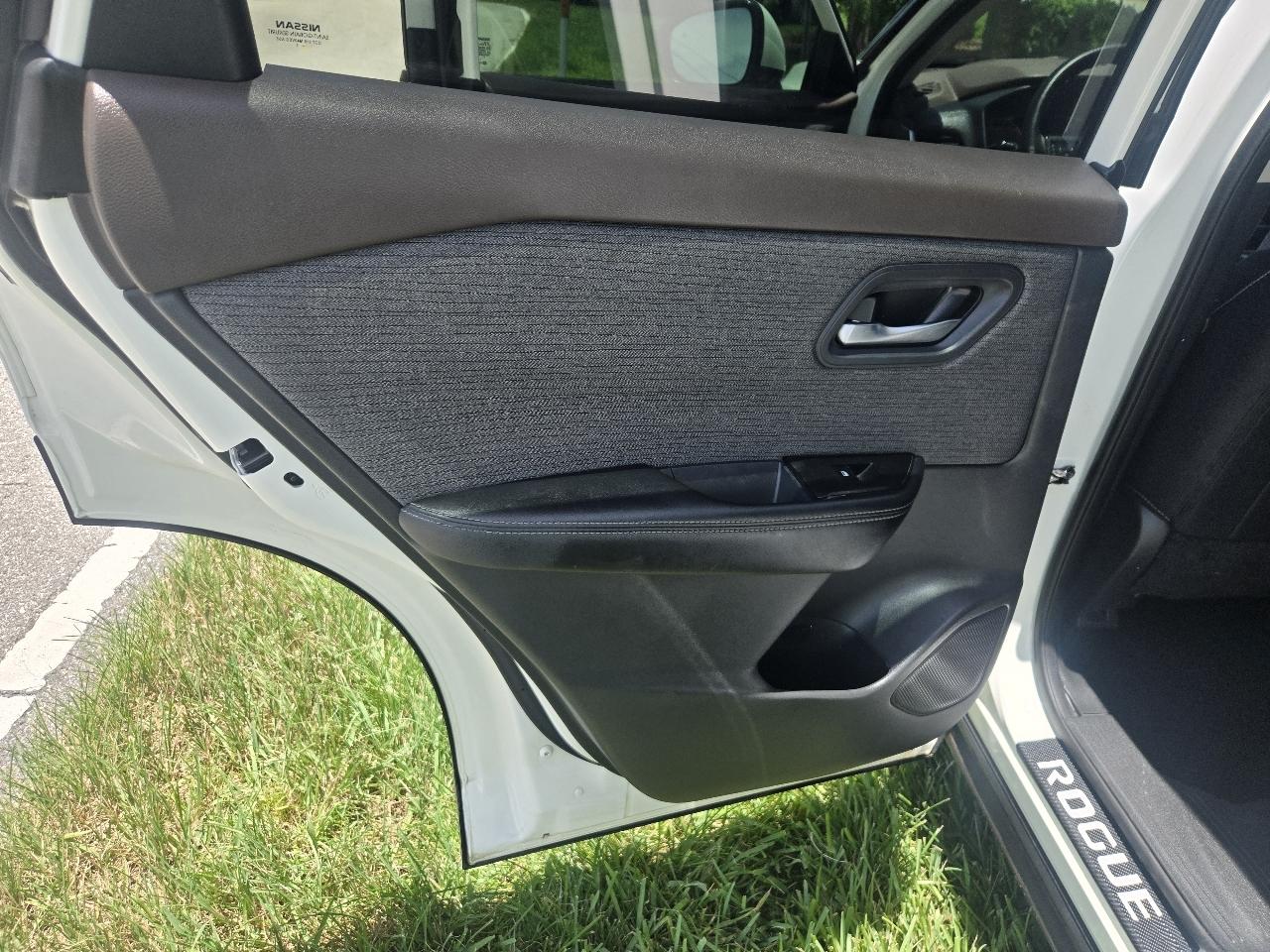 Nissan Rogue SV 2021