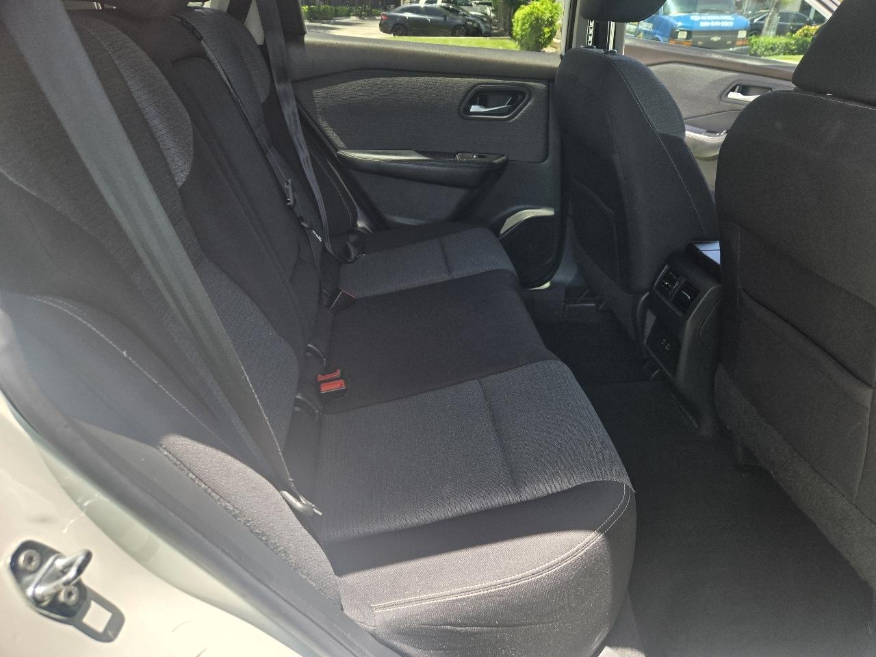 Nissan Rogue SV 2021