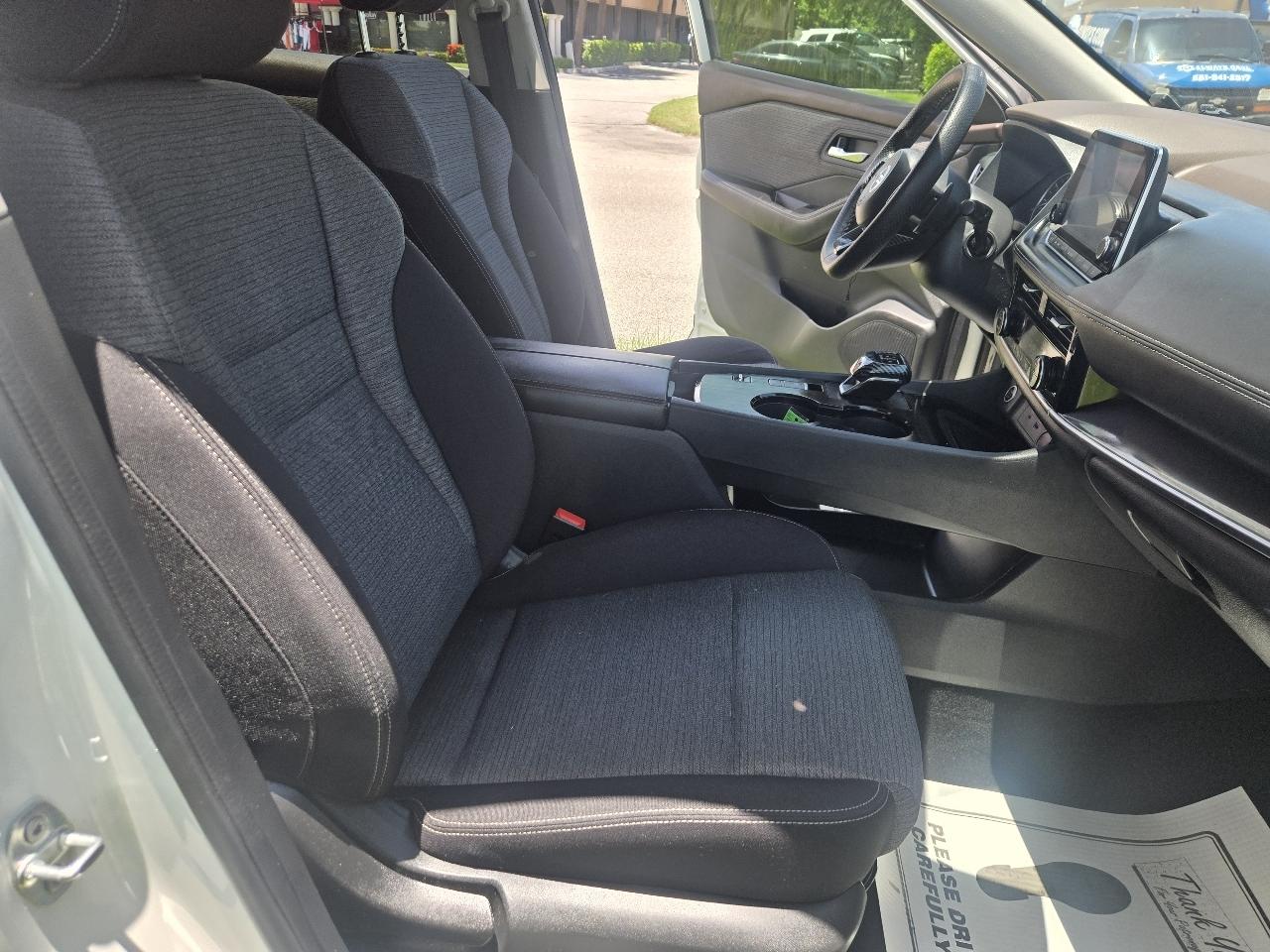 Nissan Rogue SV 2021