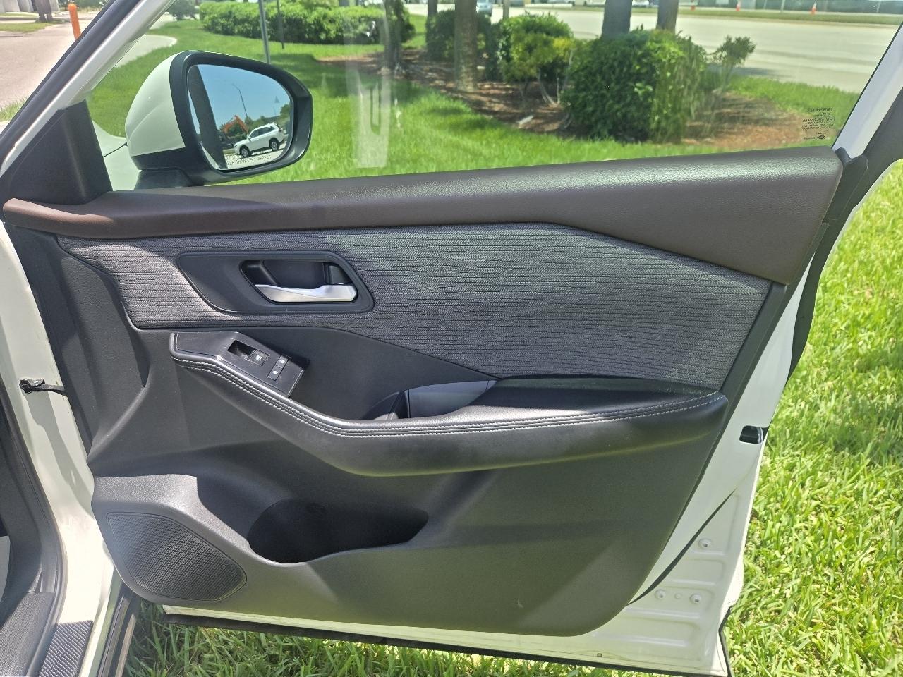 Nissan Rogue SV 2021