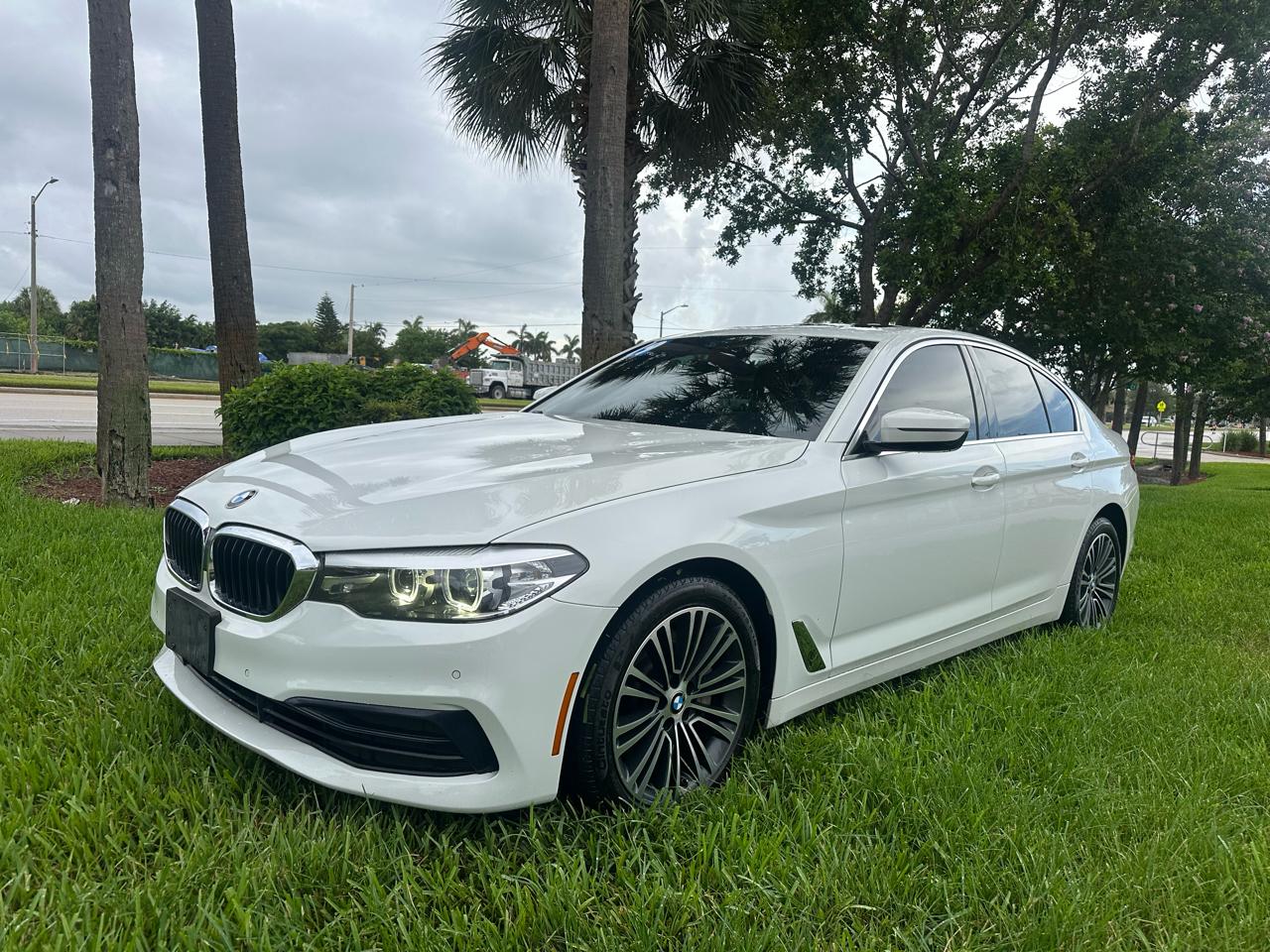 BMW 5-Series 530i xDrive 2019