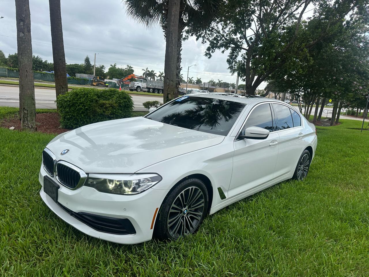 BMW 5-Series 530i xDrive 2019