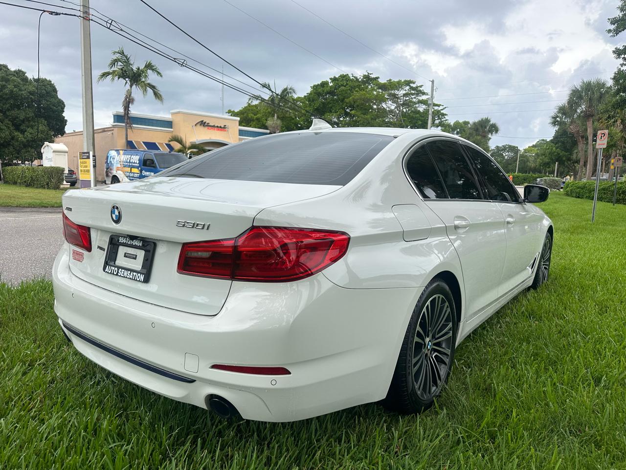 BMW 5-Series 530i xDrive 2019