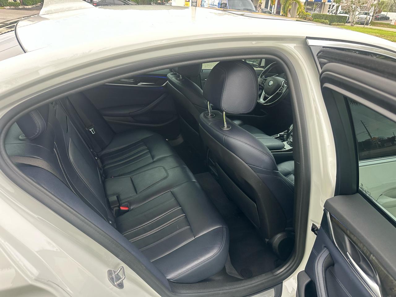 BMW 5-Series 530i xDrive 2019