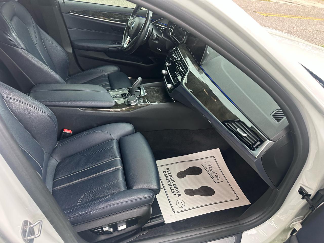 BMW 5-Series 530i xDrive 2019
