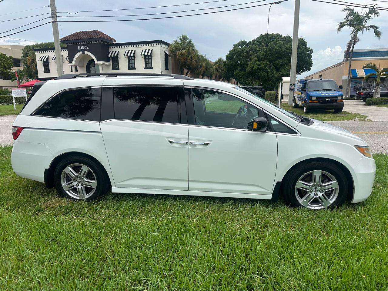 Honda Odyssey Touring 2011