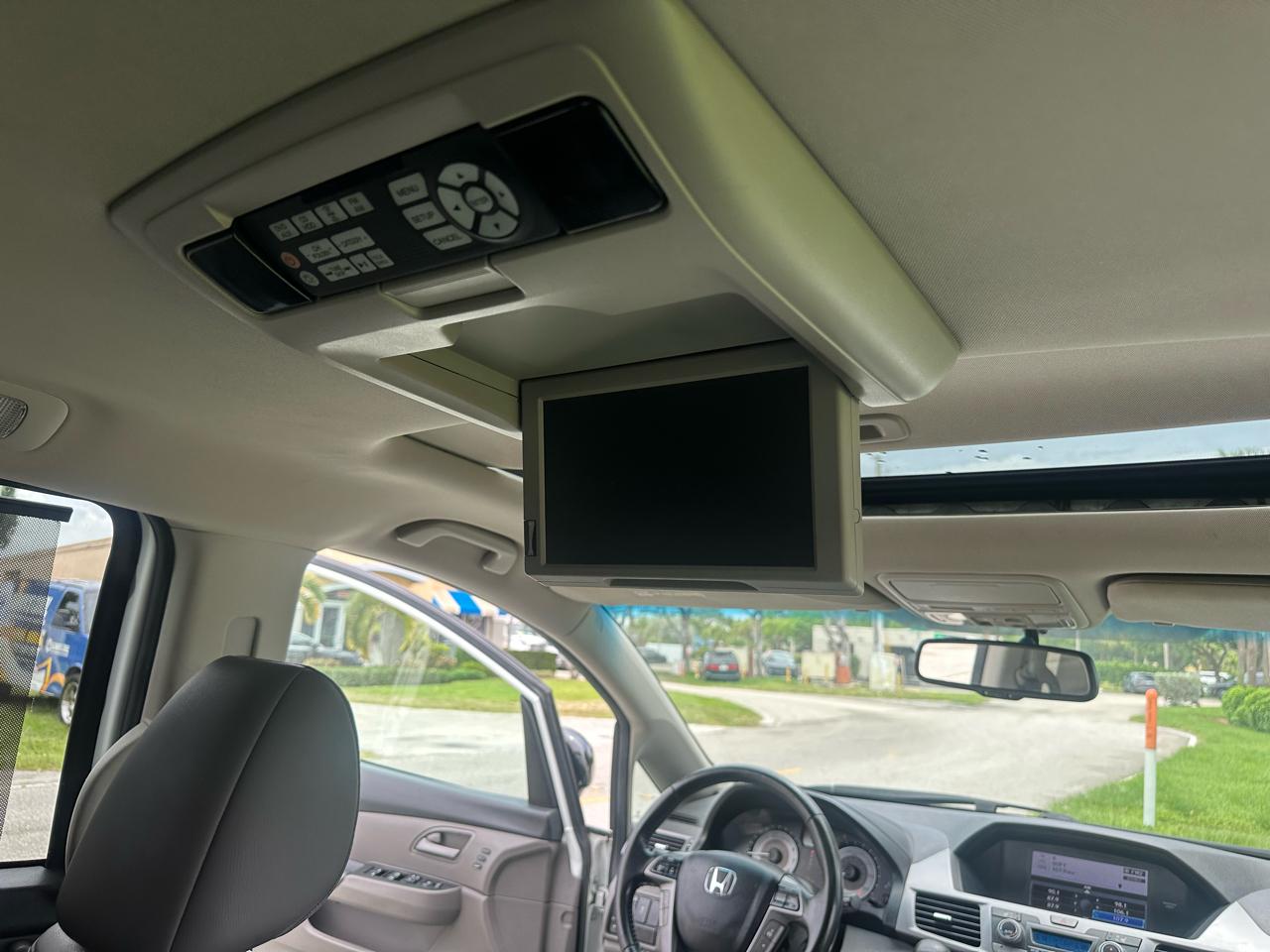 Honda Odyssey Touring 2011