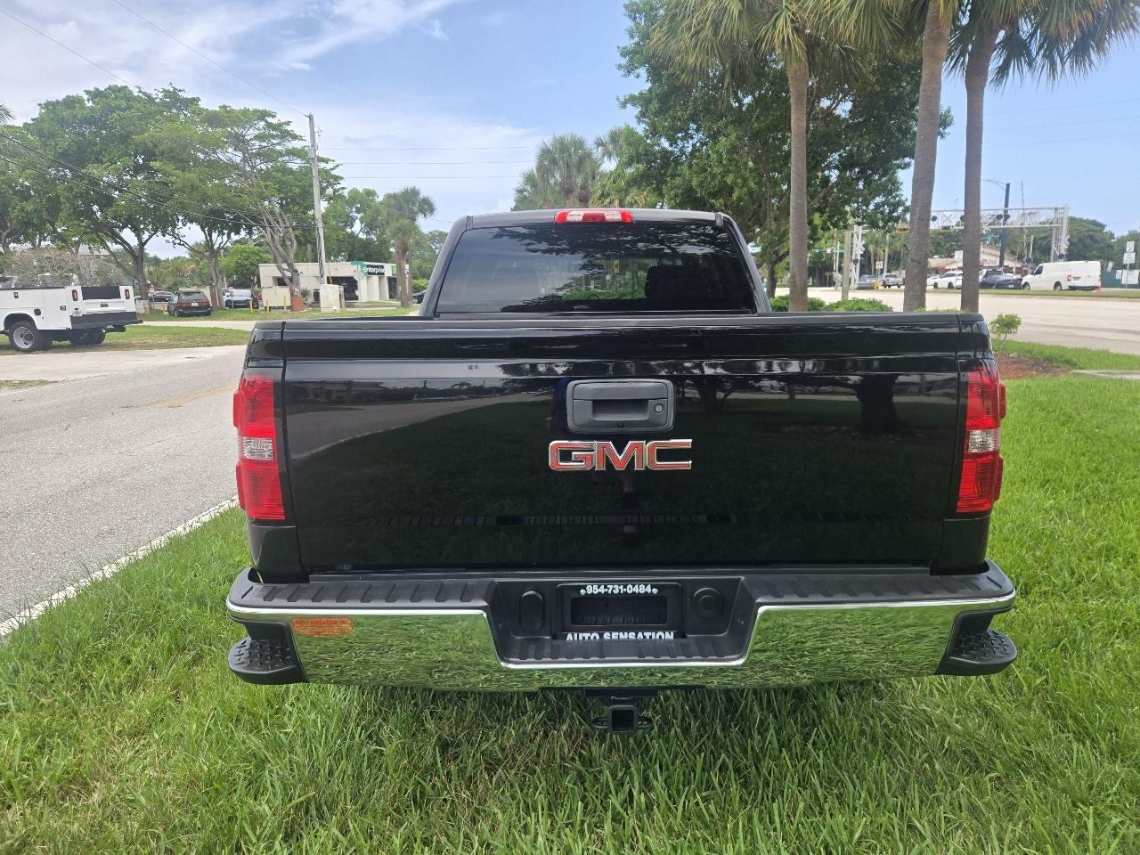 GMC Sierra 1500 4WD Crew Cab 143.5" SLE 2015