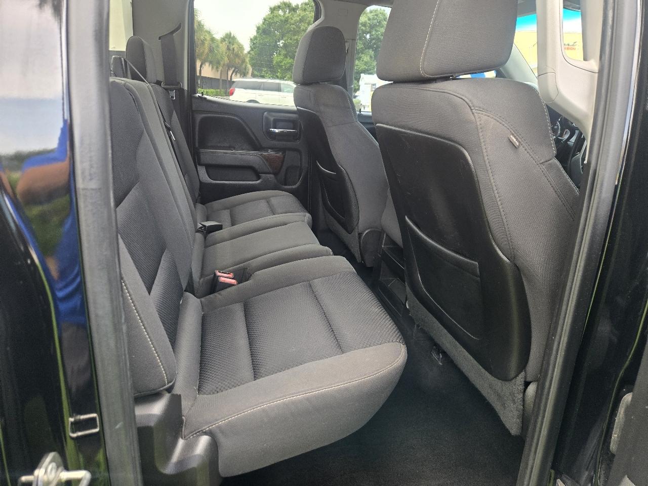 GMC Sierra 1500 4WD Crew Cab 143.5" SLE 2015