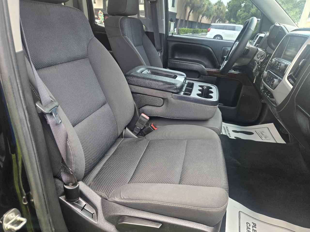 GMC Sierra 1500 4WD Crew Cab 143.5" SLE 2015