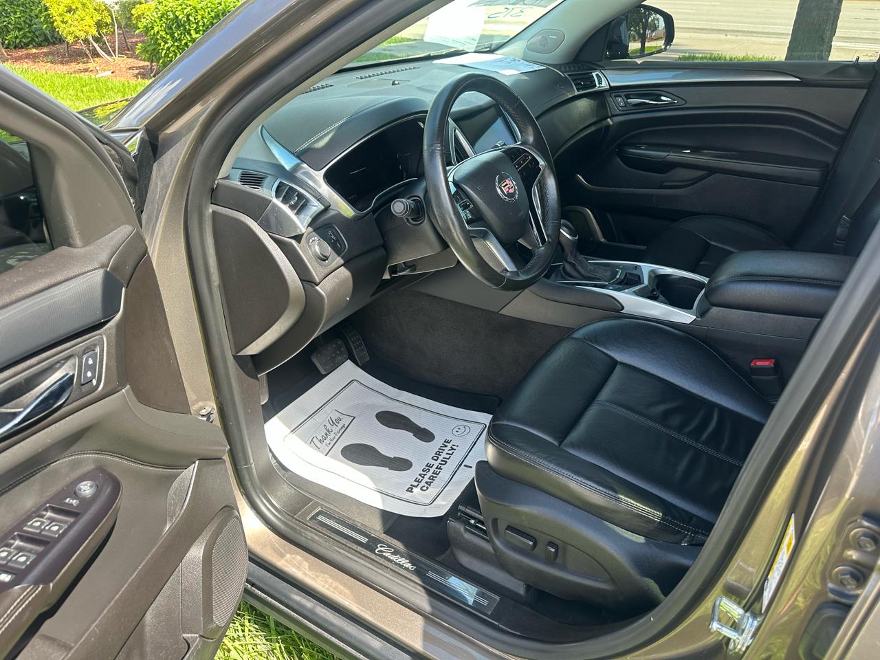 Cadillac SRX Standard FWD 2015