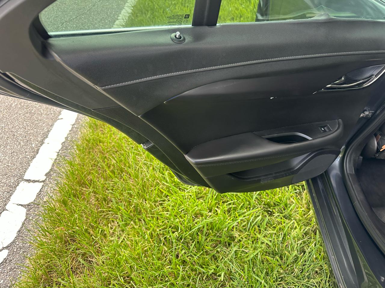 Cadillac ATS 2.5L Standard RWD 2014