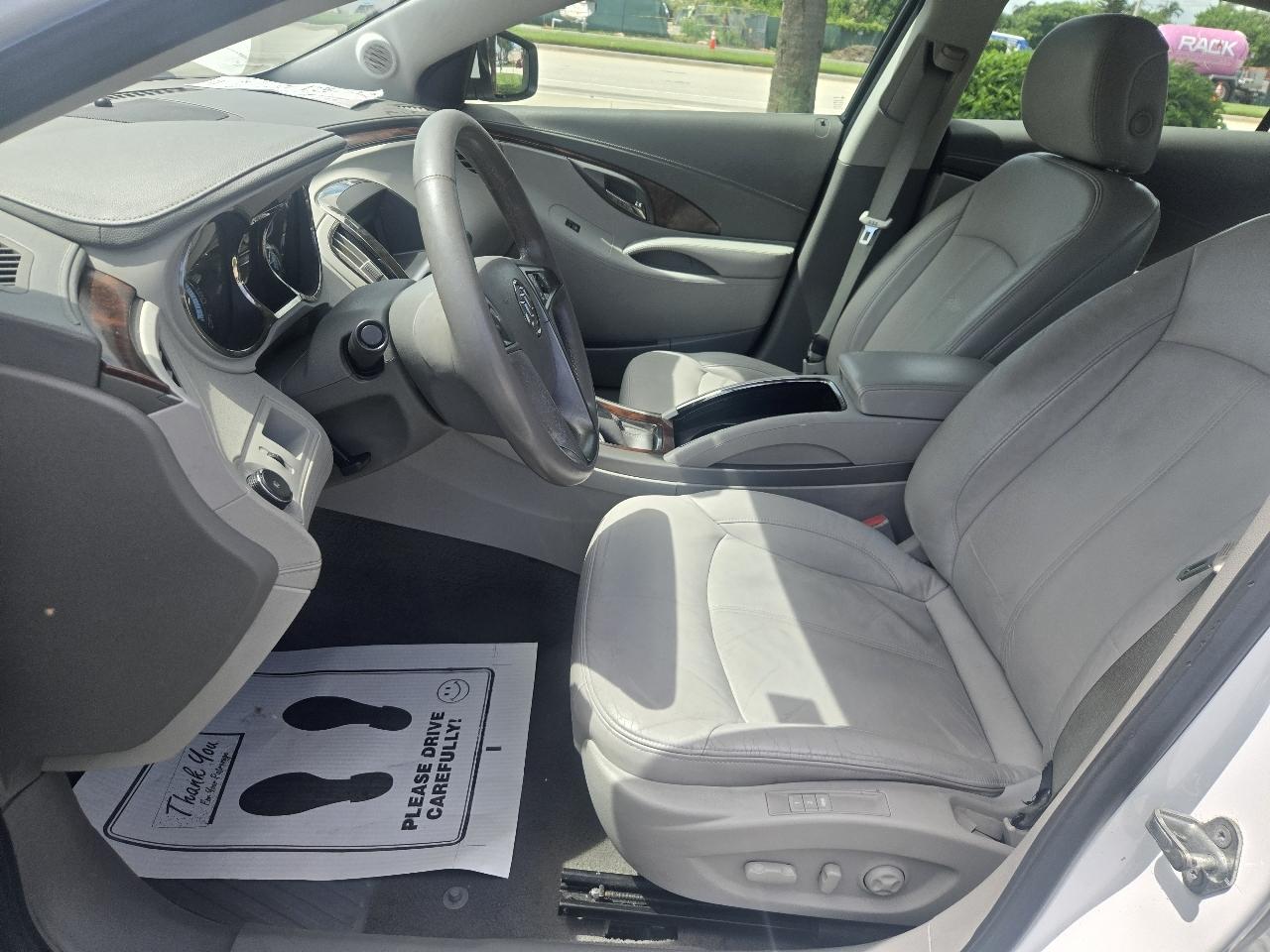 Buick LaCrosse CXL FWD 2010