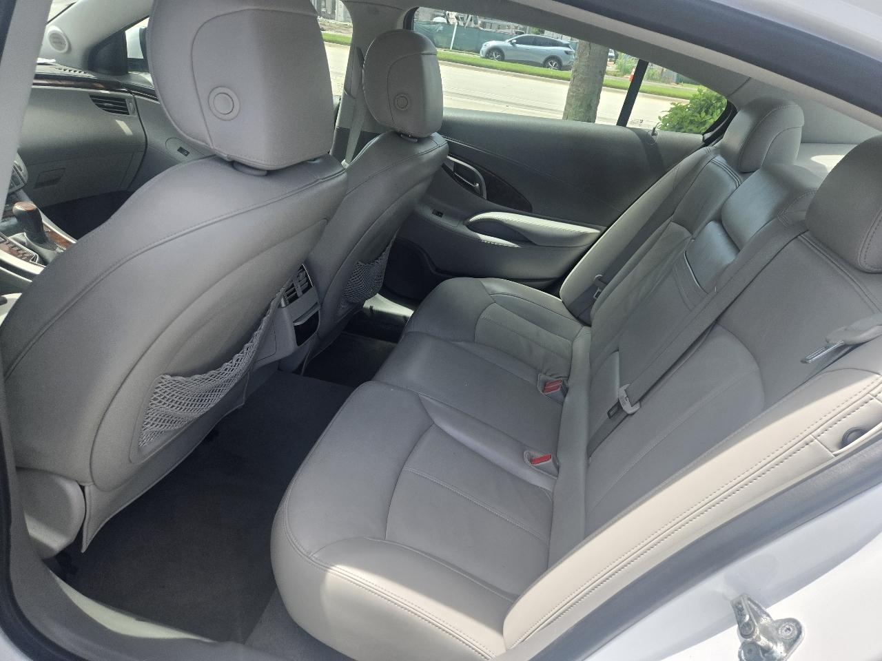 Buick LaCrosse CXL FWD 2010