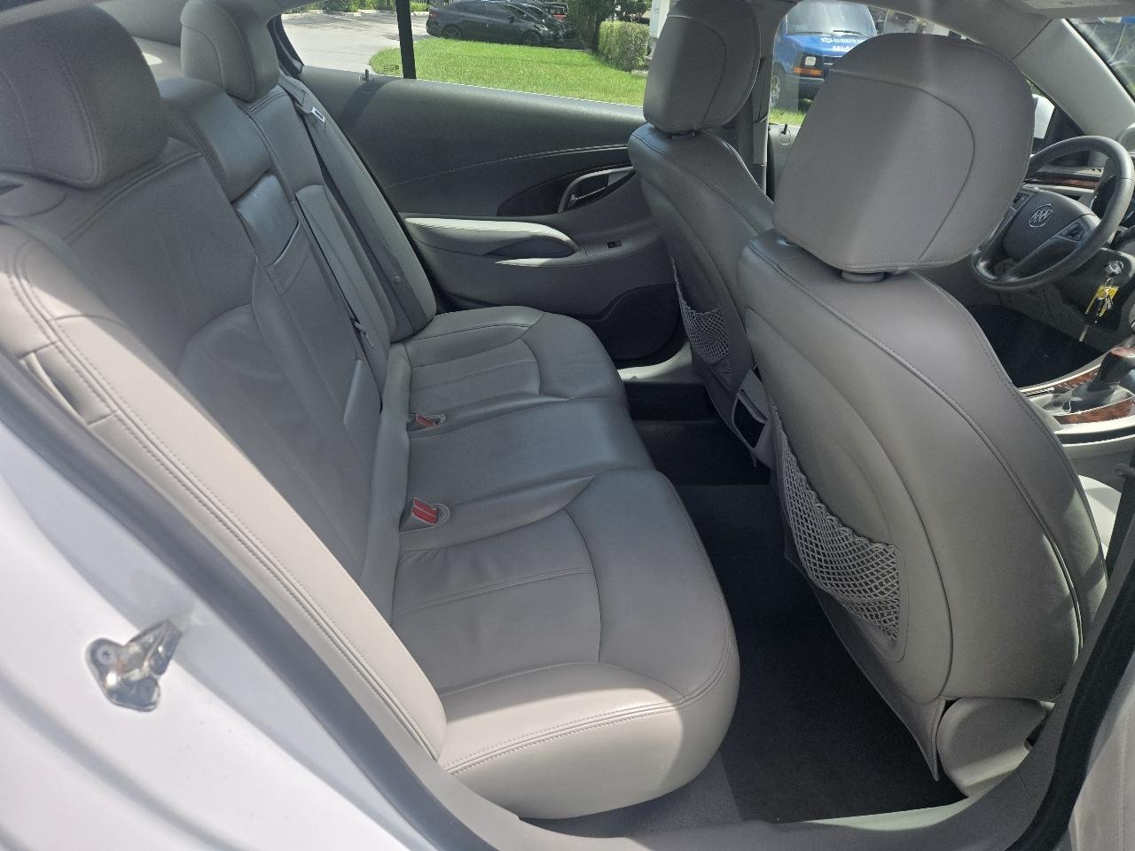 Buick LaCrosse CXL FWD 2010