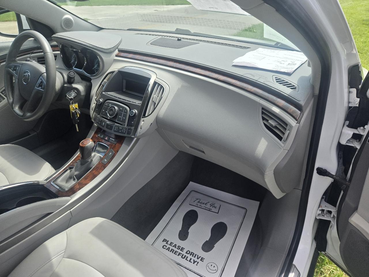 Buick LaCrosse CXL FWD 2010