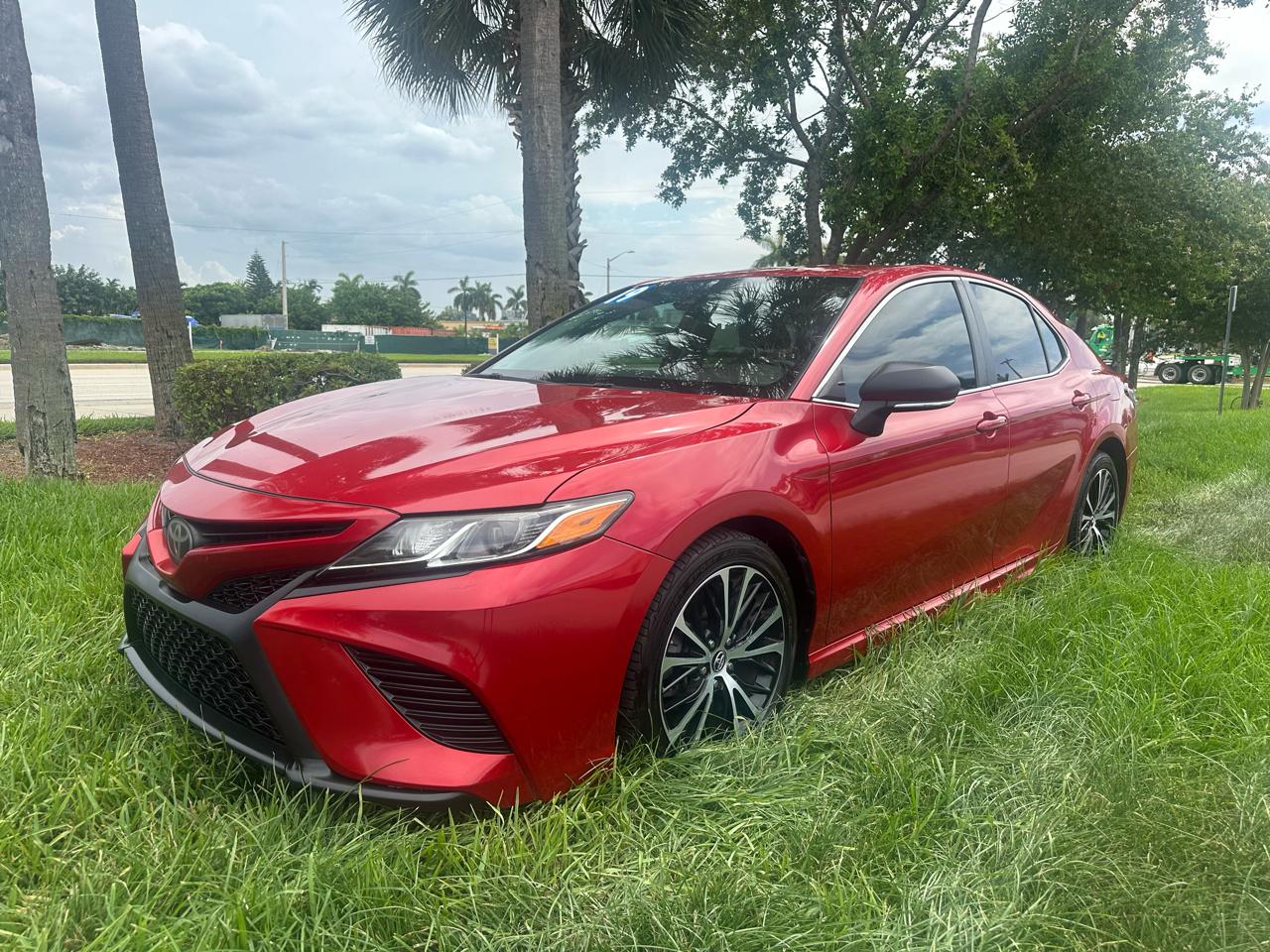 2019 Toyota Camry XLE