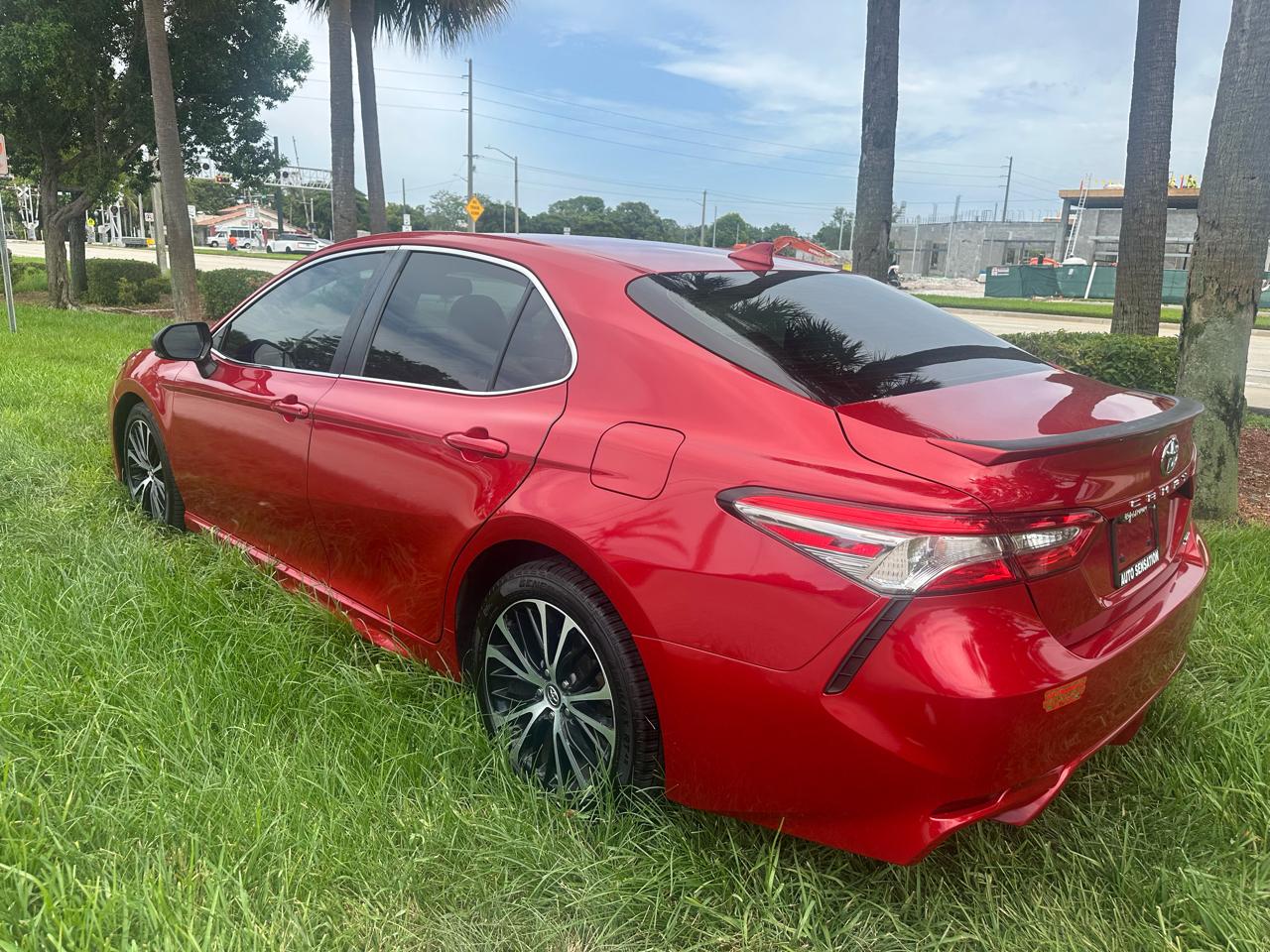Toyota Camry XLE 2019