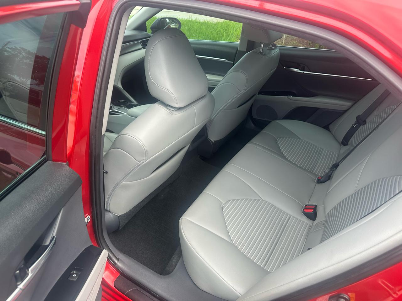 Toyota Camry XLE 2019