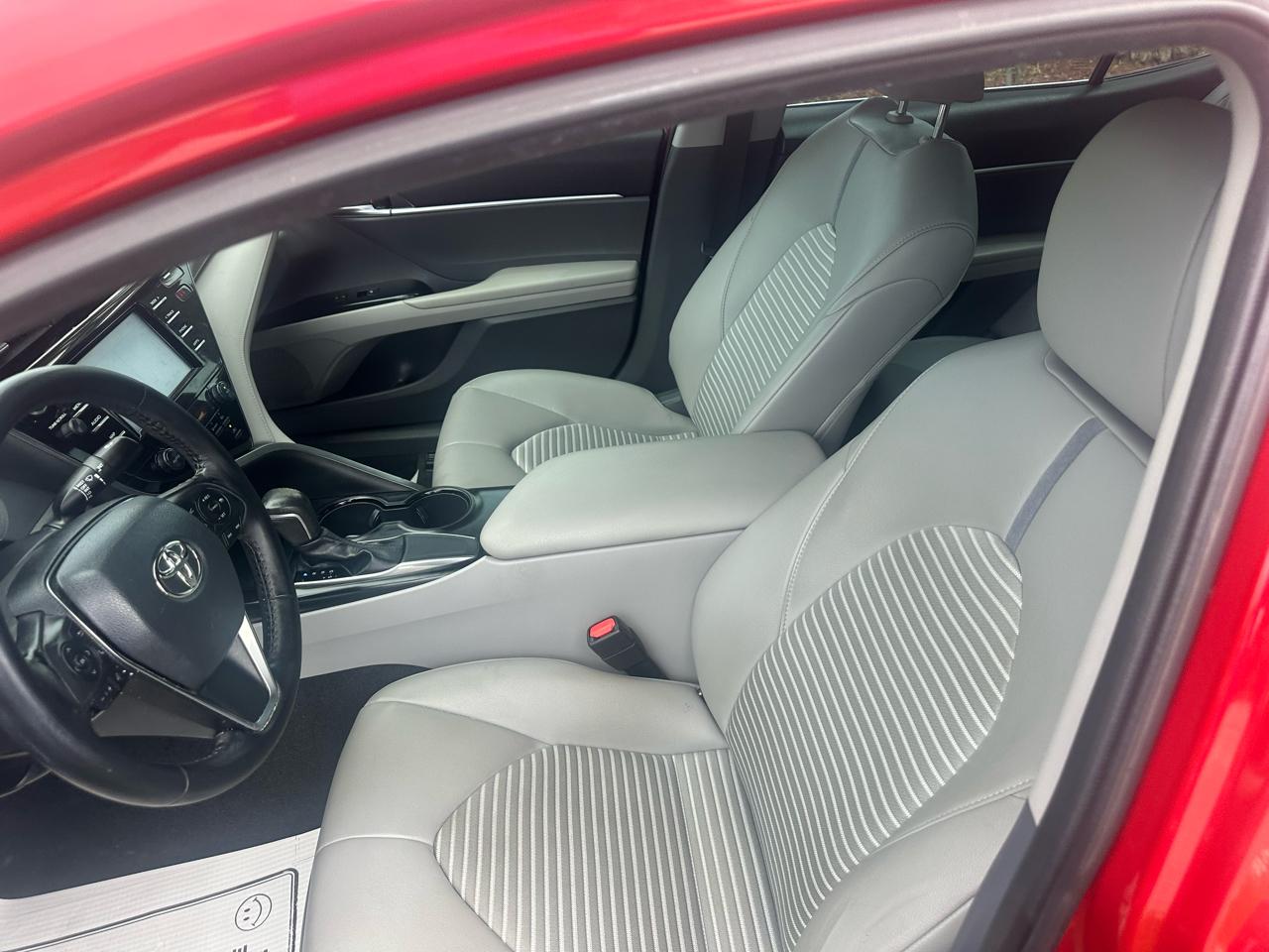 Toyota Camry XLE 2019