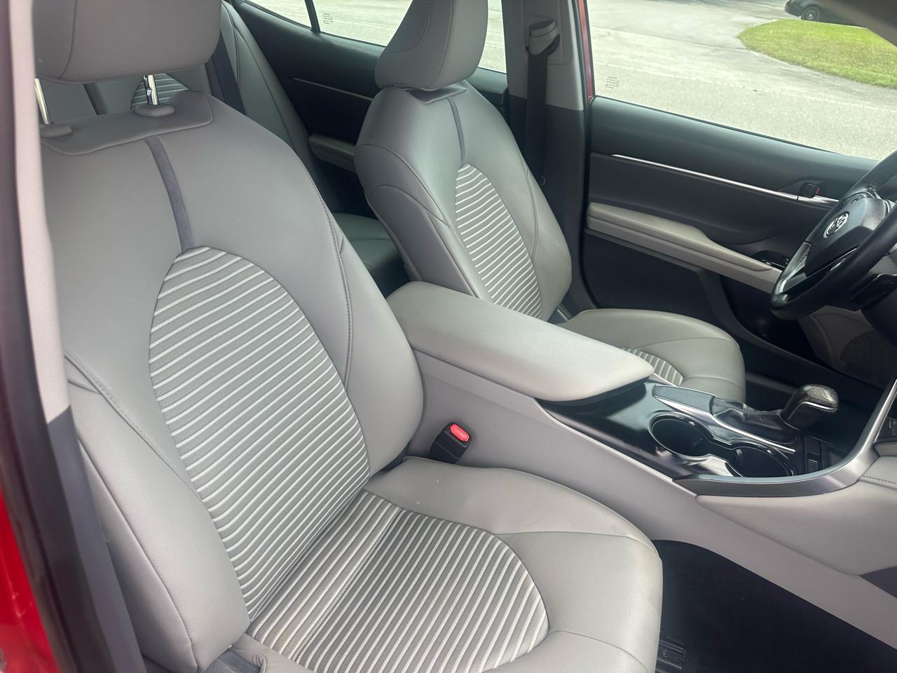 Toyota Camry XLE 2019