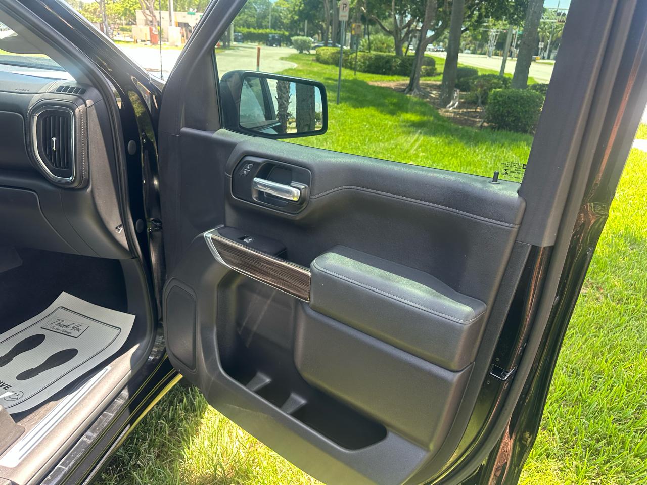 Chevrolet Silverado 1500 1LT Crew Cab 2WD 2020