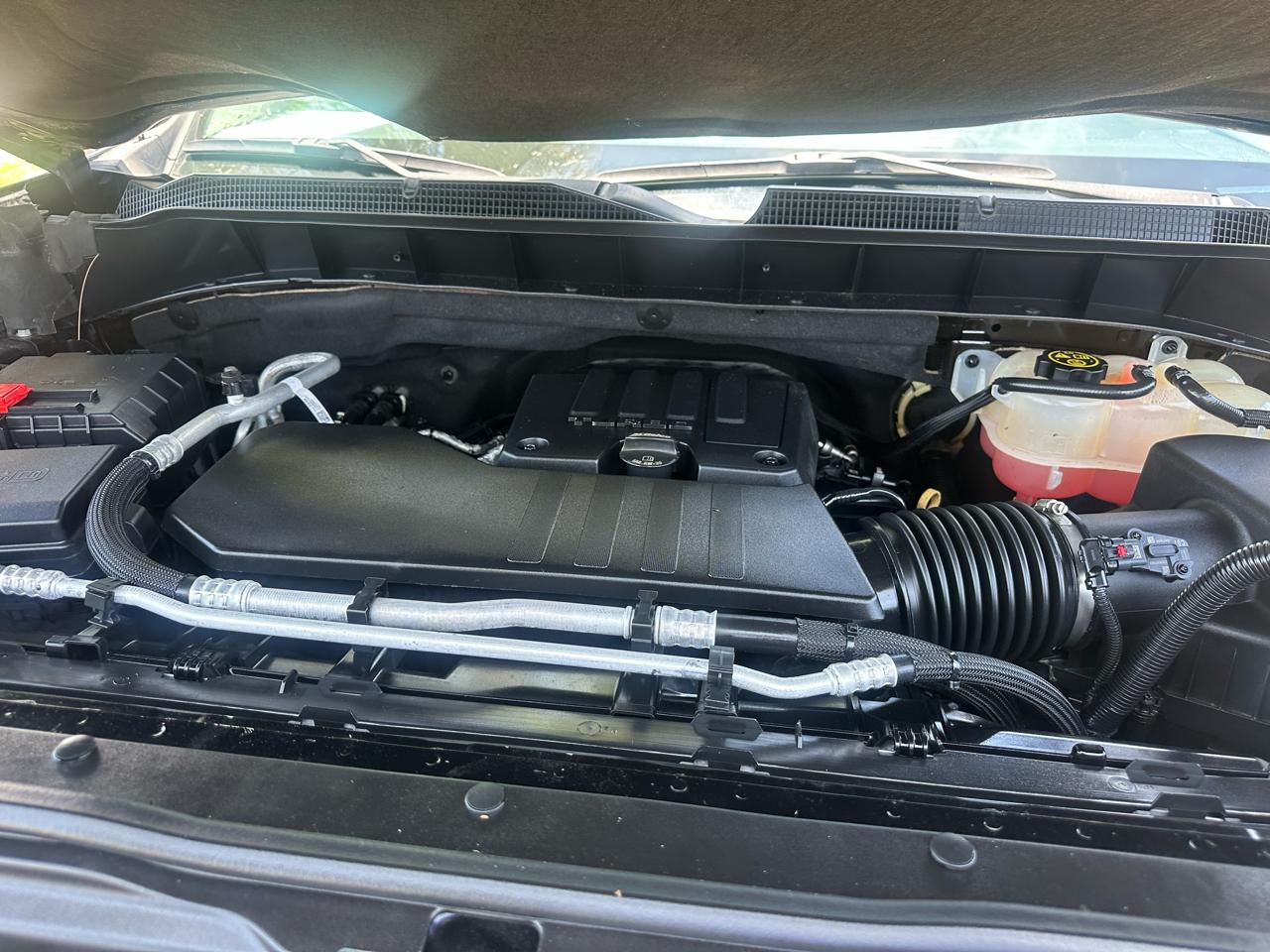 Chevrolet Silverado 1500 1LT Crew Cab 2WD 2020