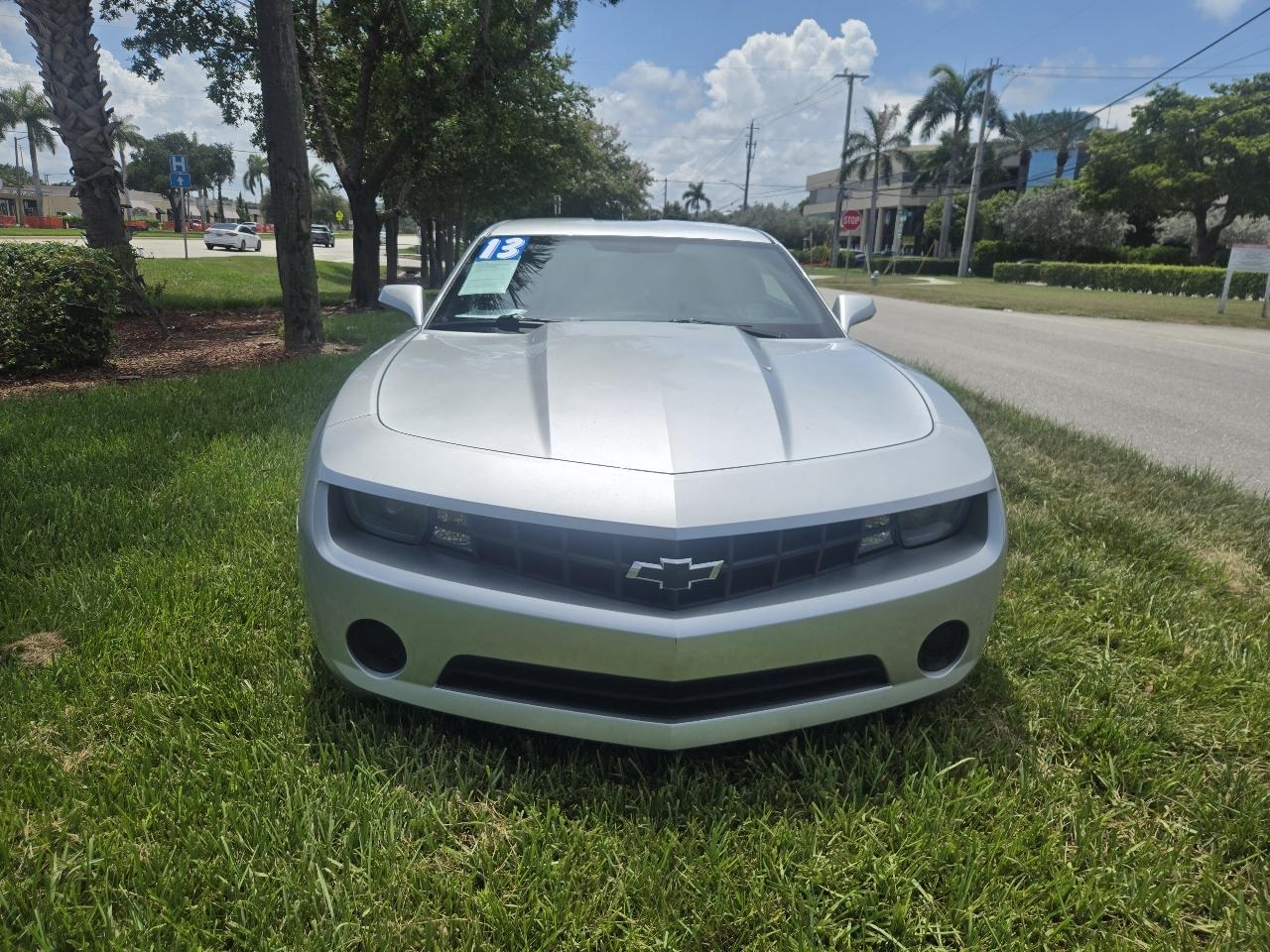 Chevrolet Camaro LS Coupe 2013