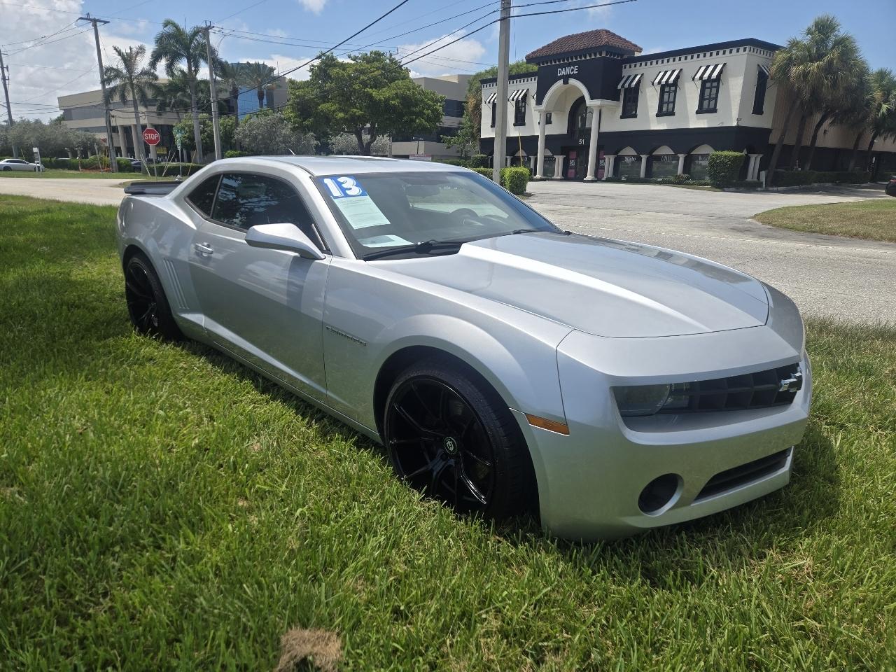 Chevrolet Camaro LS Coupe 2013