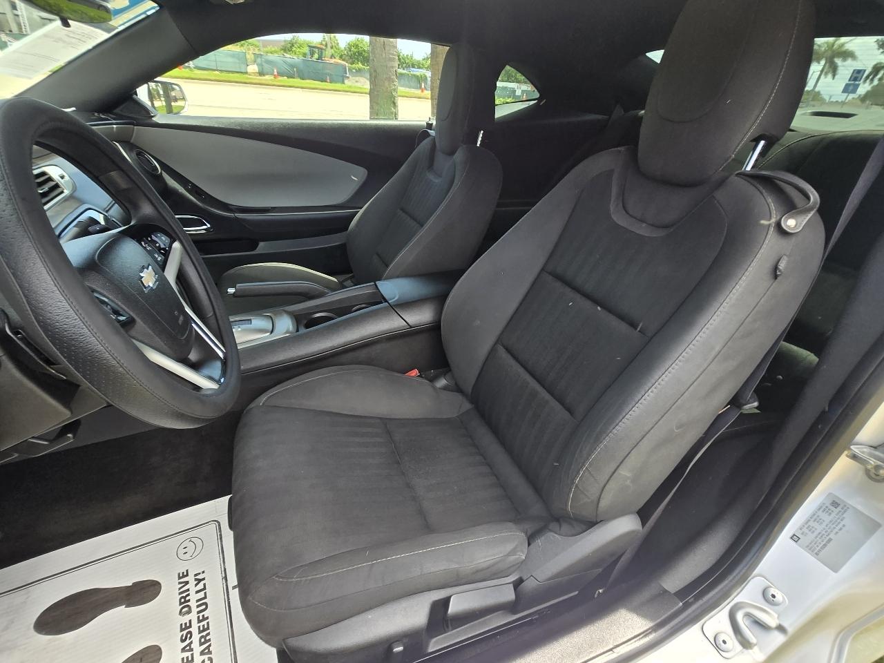 Chevrolet Camaro LS Coupe 2013