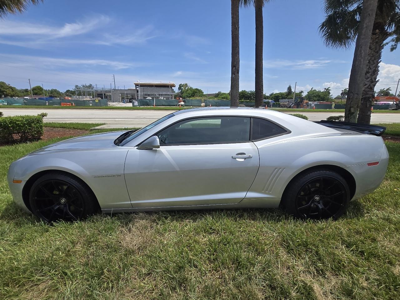 Chevrolet Camaro LS Coupe 2013