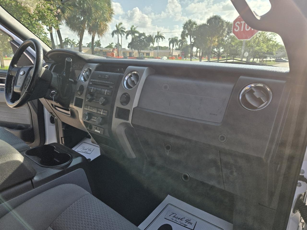 Ford F-150 2WD Reg Cab 126" XLT 2011