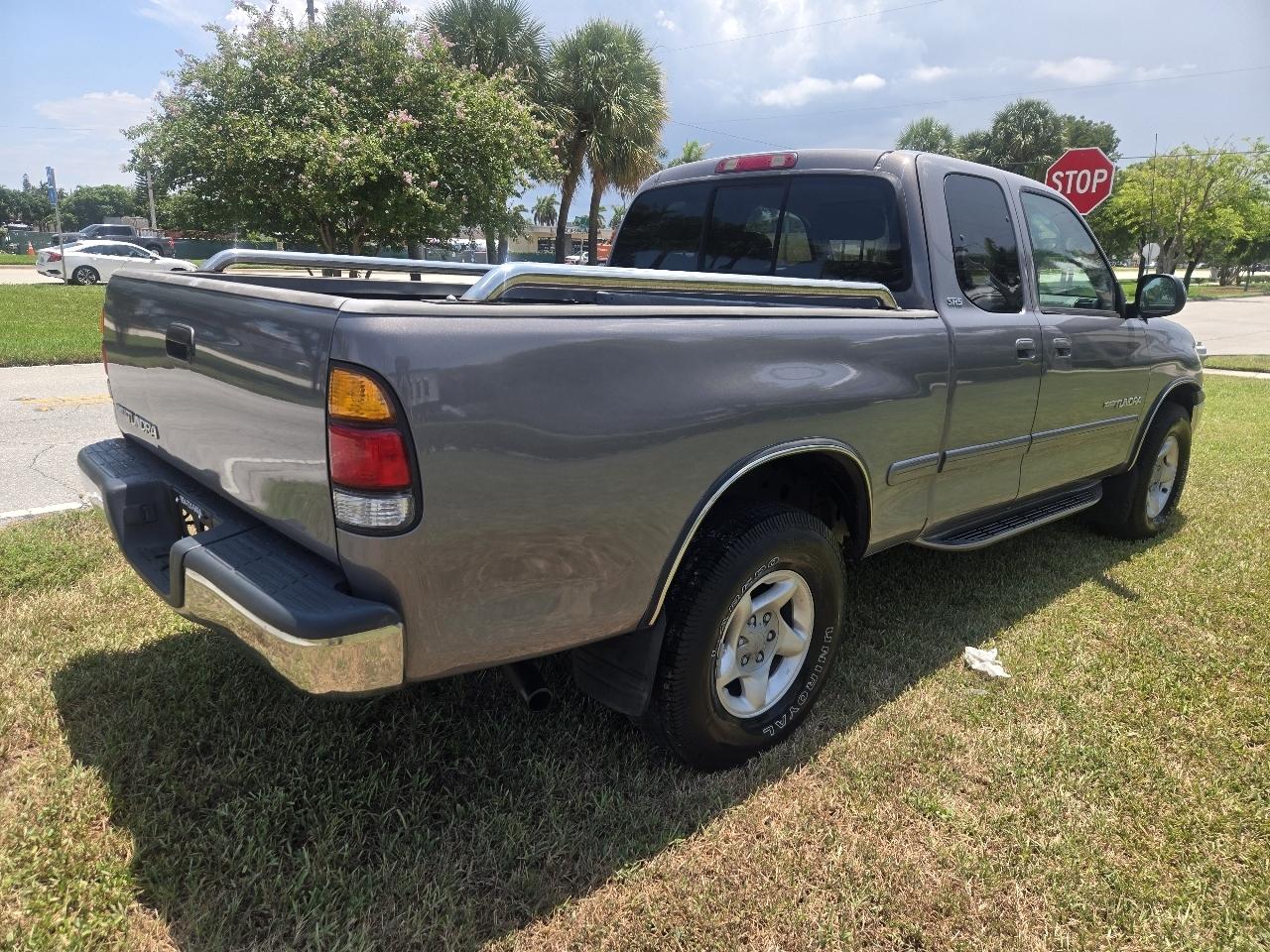 Toyota Tundra SR5 Access Cab 2WD 2002